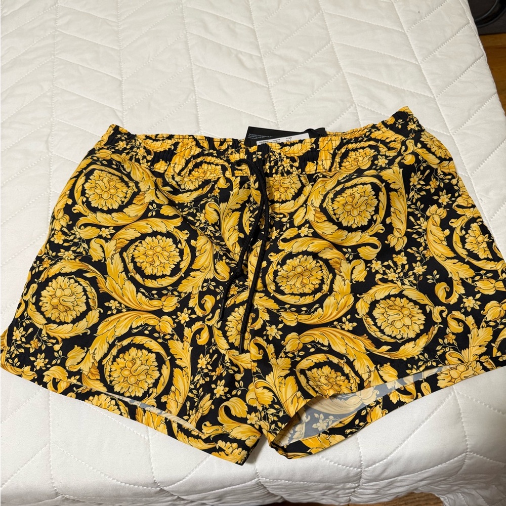 Men’s Versace Baroque swim shorts